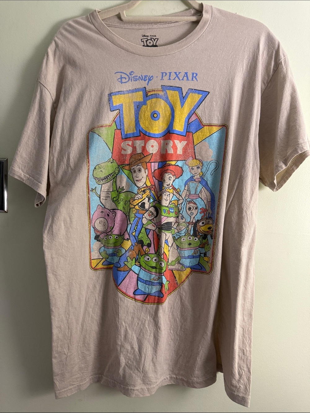 Like New Toy Story Men’s Light Tan Tee L